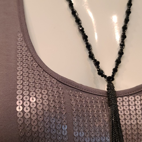 Racetrack Tank Sequins - Picture 4 of 6